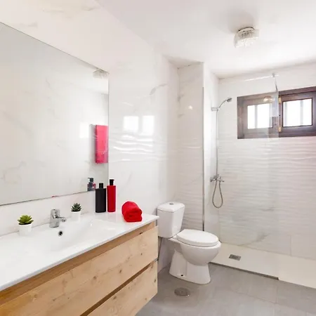 Sunny Side By Villa Puerto del Carmen (Lanzarote)