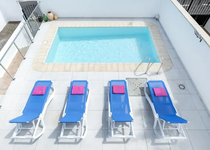 Sunny Side By Puerto del Carmen (Lanzarote)