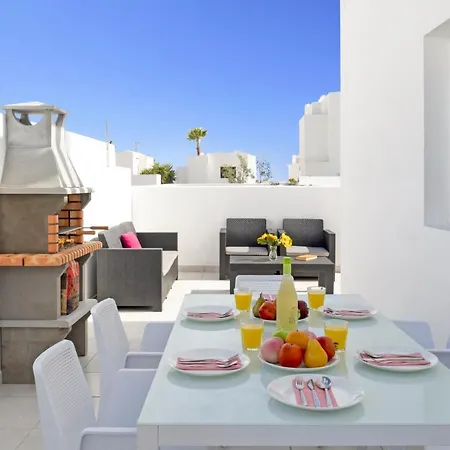 Sunny Side By Puerto del Carmen (Lanzarote)