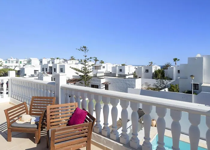 Sunny Side By فيلة بويرتو ذيل كارمين